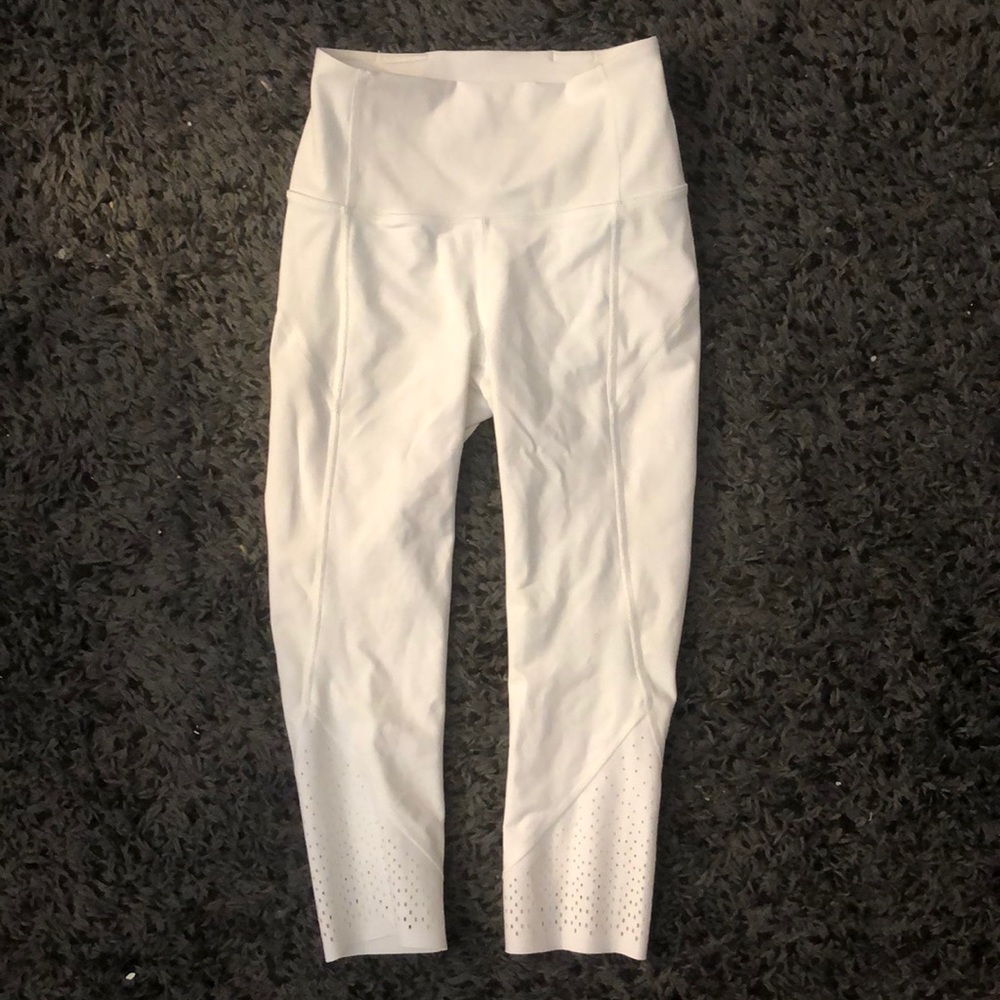Lululemon white cropped leggings